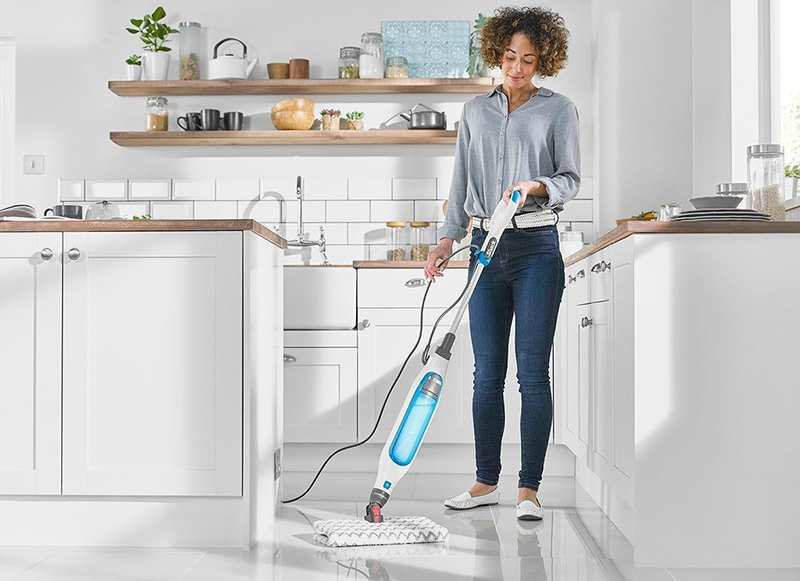 woman-cleaning