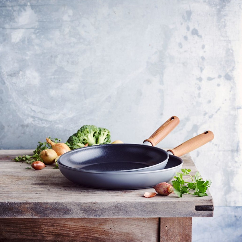 two-pans